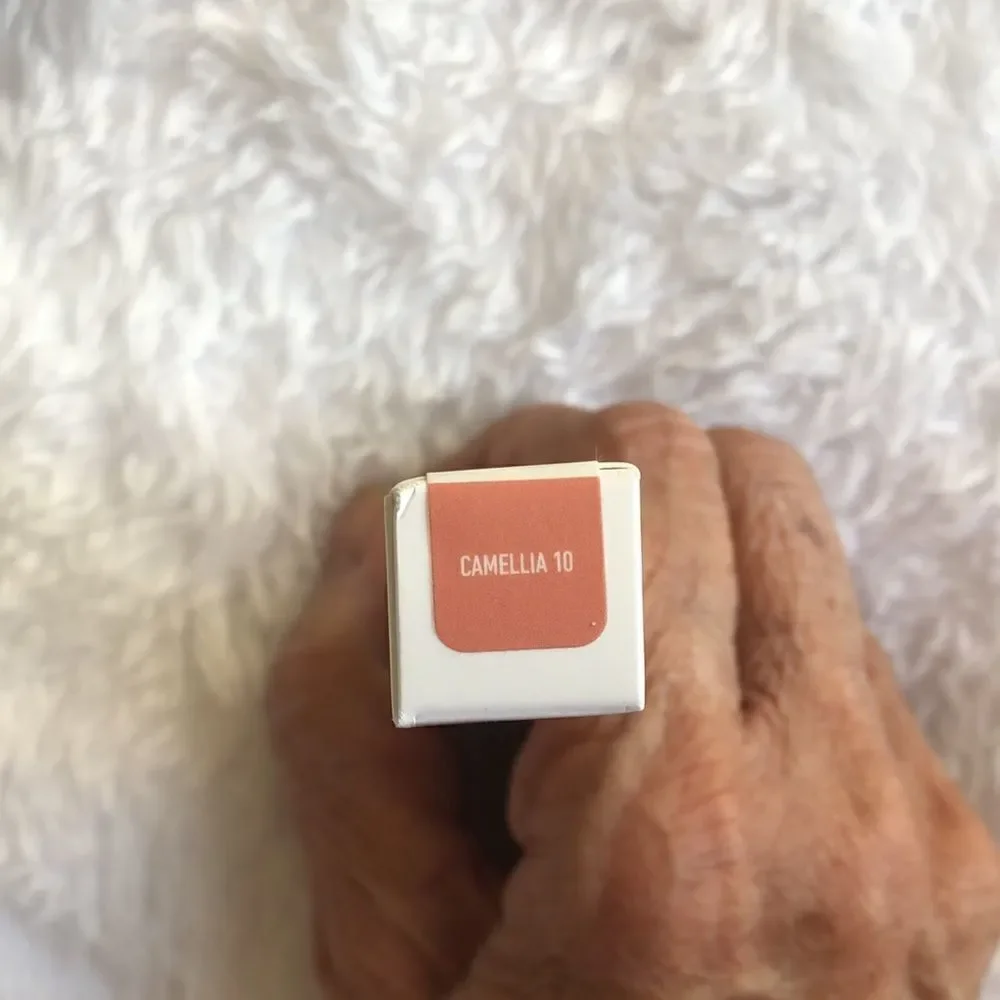 KVD Beauty High Shine Lip Gloss in Camellia NIB